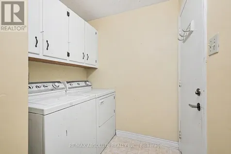 31 Spyglass Ridge Ottawa ON K2S 1R6