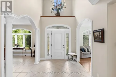 6005 Earlscourt Crescent Ottawa ON K4M 1K2