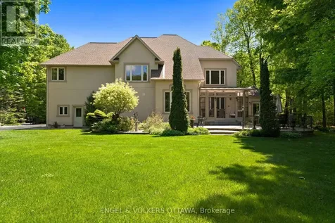 6005 Earlscourt Crescent Ottawa ON K4M 1K2