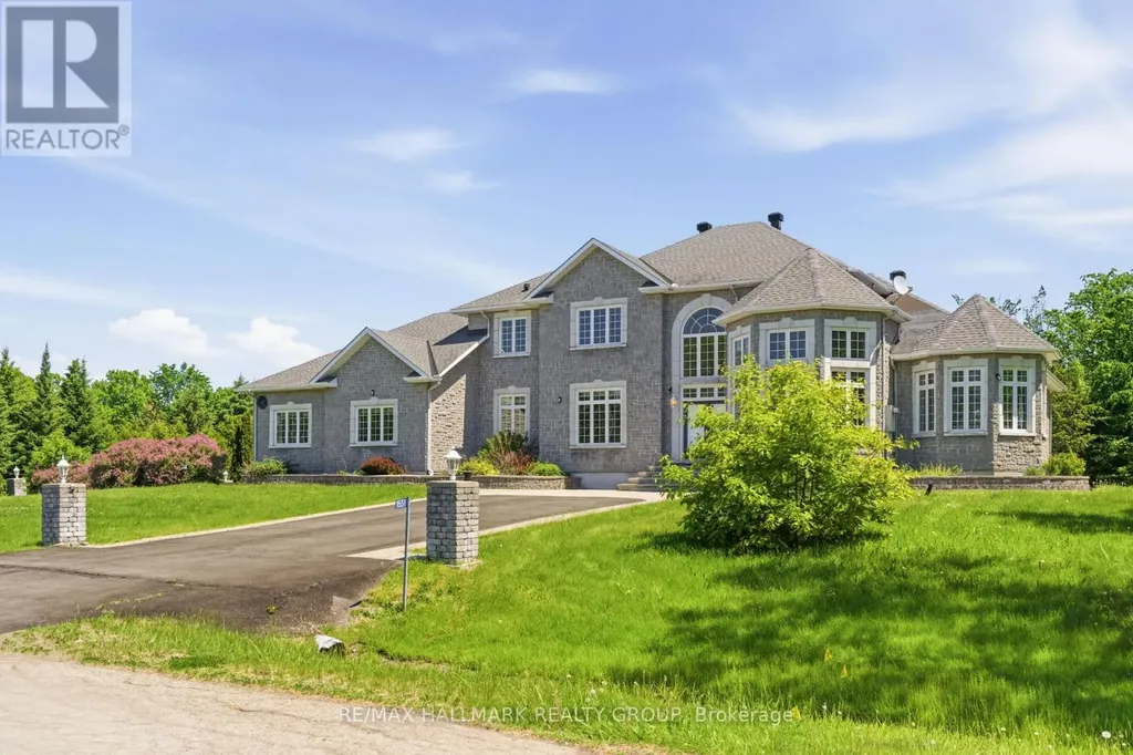 1651 Marronier Court Ottawa ON K4C 1C2