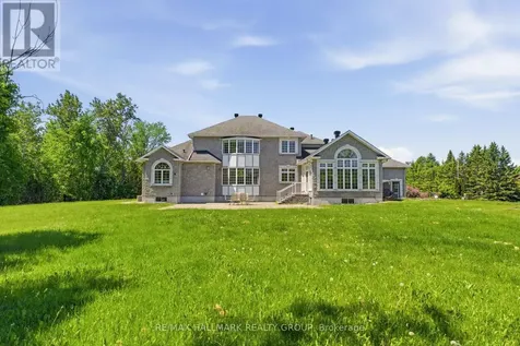 1651 Marronier Court Ottawa ON K4C 1C2