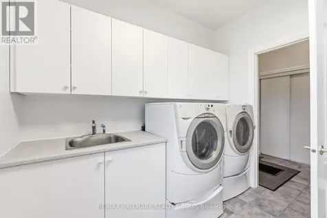 1651 Marronier Court Ottawa ON K4C 1C2