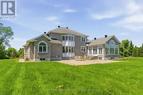 1651 Marronier Court Ottawa ON K4C 1C2