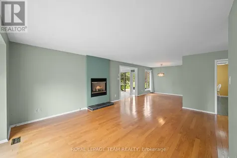 13 Arbor Ridge Ottawa ON K2S 1B9