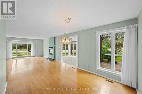 13 Arbor Ridge Ottawa ON K2S 1B9