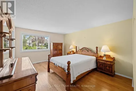13 Arbor Ridge Ottawa ON K2S 1B9