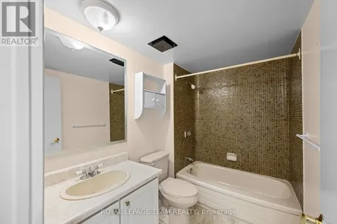 13 Arbor Ridge Ottawa ON K2S 1B9
