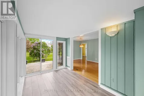13 Arbor Ridge Ottawa ON K2S 1B9