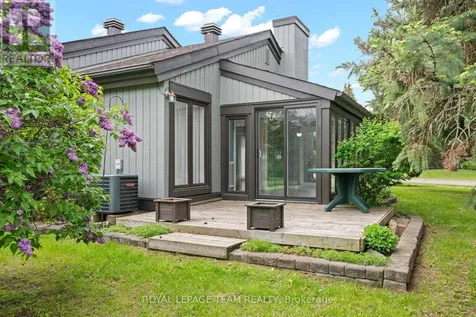 13 Arbor Ridge Ottawa ON K2S 1B9
