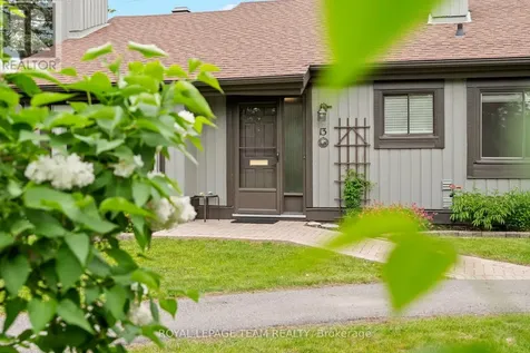 13 Arbor Ridge Ottawa ON K2S 1B9