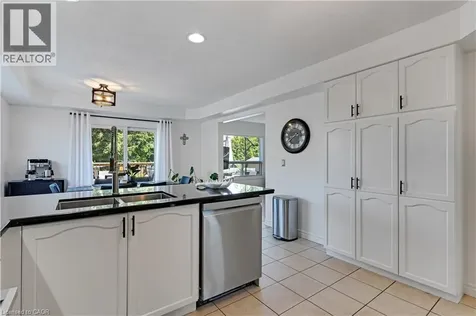 11 Goodwood Court Cambridge ON N1R 8M7