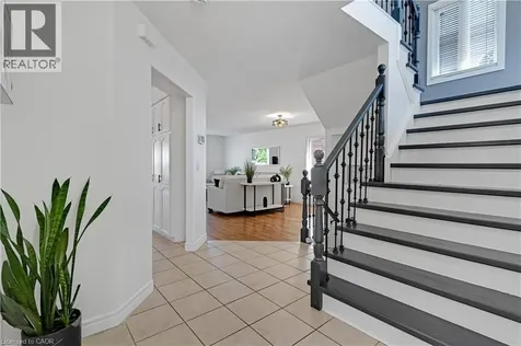 11 Goodwood Court Cambridge ON N1R 8M7
