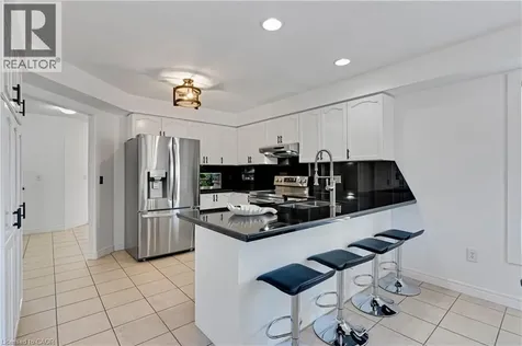 11 Goodwood Court Cambridge ON N1R 8M7