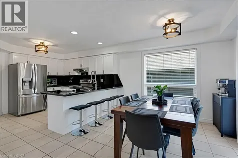 11 Goodwood Court Cambridge ON N1R 8M7