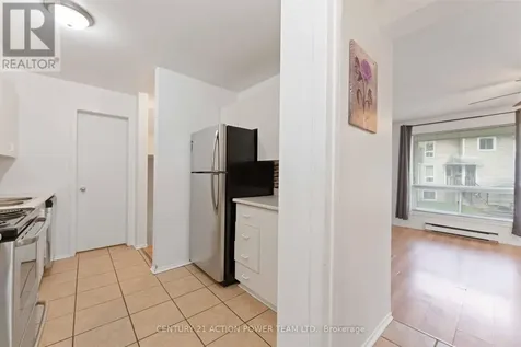 1006 Tanguay Court Ottawa ON K2L 3X5