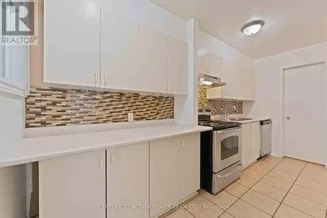 1006 Tanguay Court Ottawa ON K2L 3X5