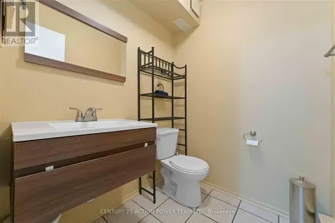 1006 Tanguay Court Ottawa ON K2L 3X5