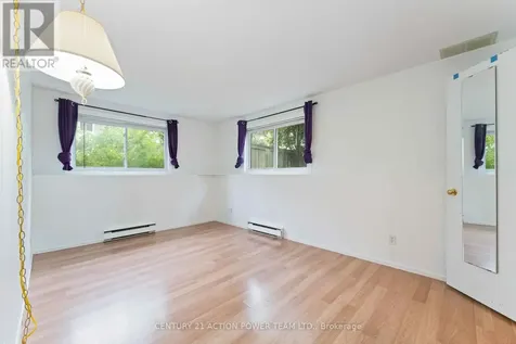 1006 Tanguay Court Ottawa ON K2L 3X5