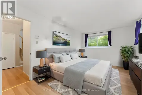 1006 Tanguay Court Ottawa ON K2L 3X5