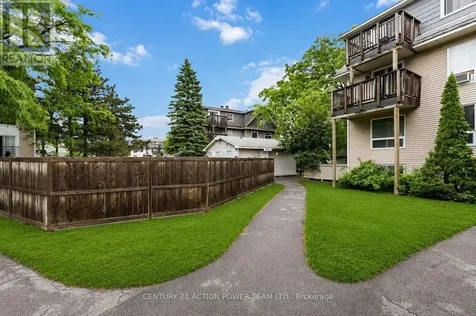 1006 Tanguay Court Ottawa ON K2L 3X5