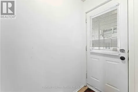 1006 Tanguay Court Ottawa ON K2L 3X5