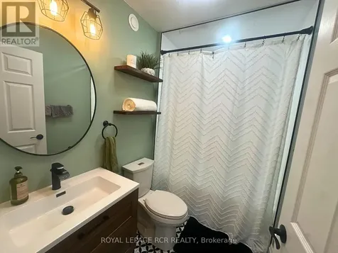 536 Fiddle Park Lane Shelburne ON L9V 3B1