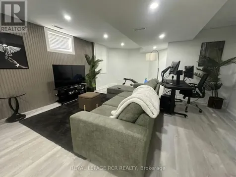 536 Fiddle Park Lane Shelburne ON L9V 3B1