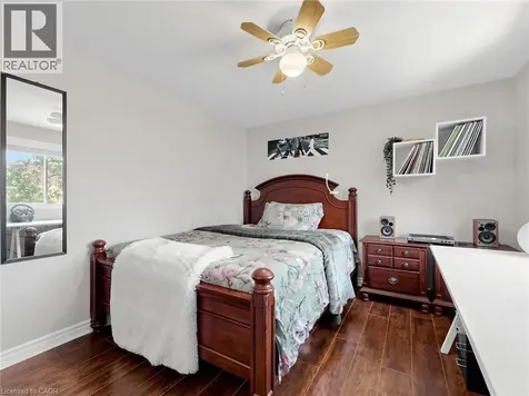 2409 Paula Court Burlington ON L7P 4M1