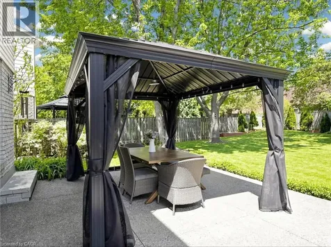 2409 Paula Court Burlington ON L7P 4M1