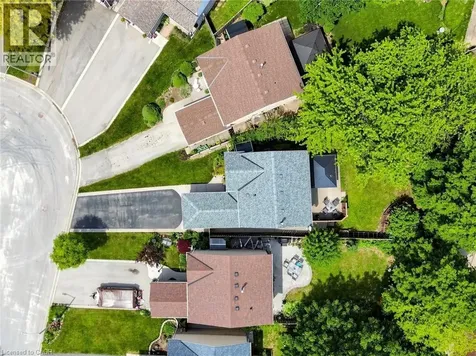 2409 Paula Court Burlington ON L7P 4M1