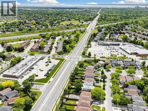2409 Paula Court Burlington ON L7P 4M1