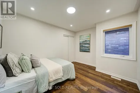 38 Crockart Lane Aurora ON L3X 1V9