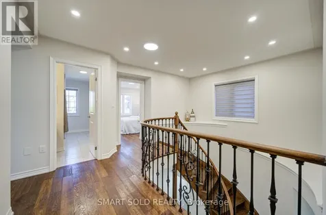 38 Crockart Lane Aurora ON L3X 1V9