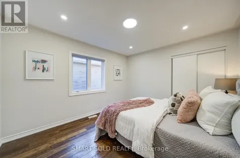 38 Crockart Lane Aurora ON L3X 1V9