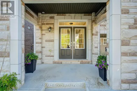 38 Crockart Lane Aurora ON L3X 1V9
