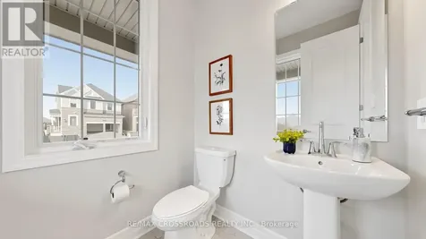 347 Berczy Green Drive Markham ON L6C 3S7
