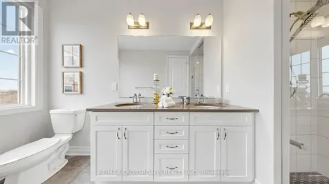 347 Berczy Green Drive Markham ON L6C 3S7