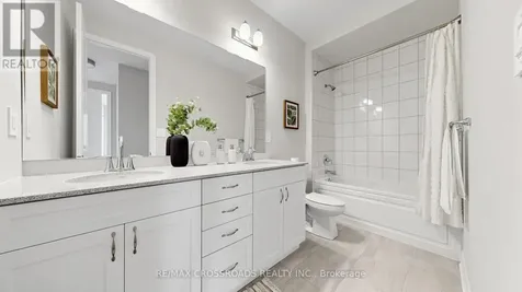 347 Berczy Green Drive Markham ON L6C 3S7
