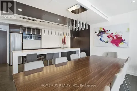 199 Slater Street Ottawa ON K1P 0C8