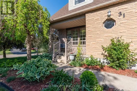 31 Windermere Court Kitchener ON N2N 2W3