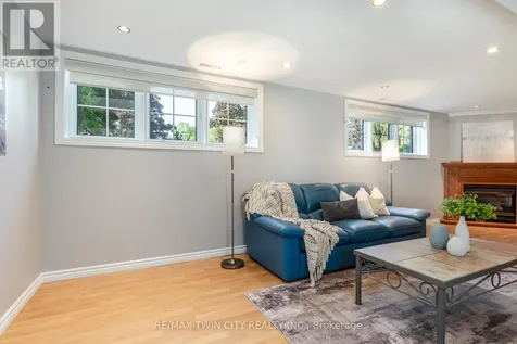 31 Windermere Court Kitchener ON N2N 2W3