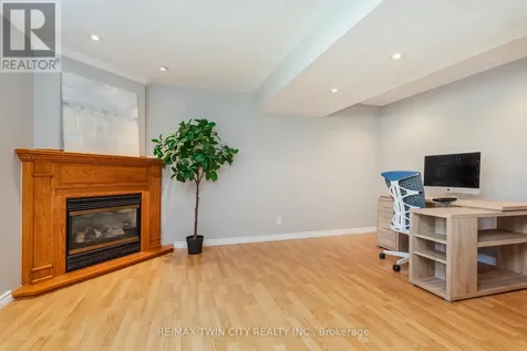 31 Windermere Court Kitchener ON N2N 2W3