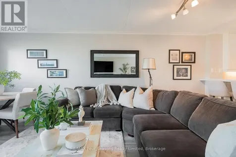 44 Trott Boulevard Collingwood ON L9Y 5B7