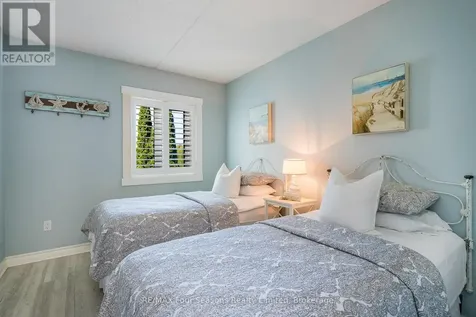 44 Trott Boulevard Collingwood ON L9Y 5B7