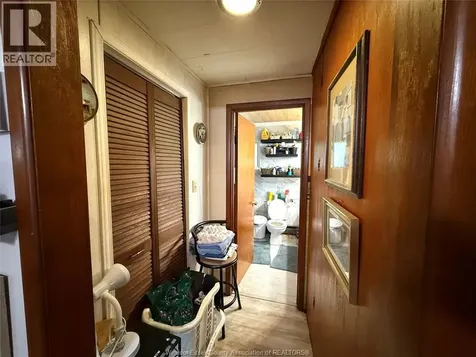 83 Victoria Avenue Kingsville ON N9Y 1T2