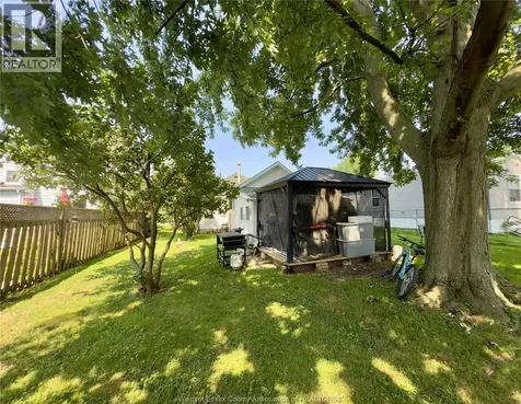 83 Victoria Avenue Kingsville ON N9Y 1T2