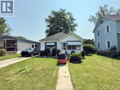 83 Victoria Avenue Kingsville ON N9Y 1T2