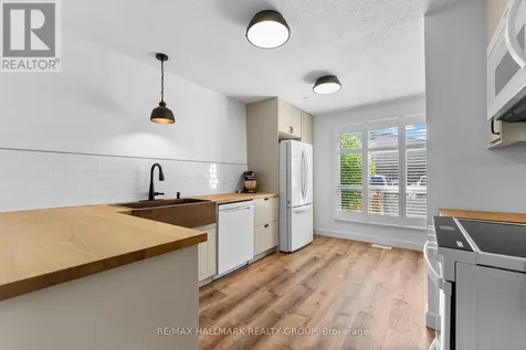 890 Cahill Drive West Ottawa ON K1V 9A4