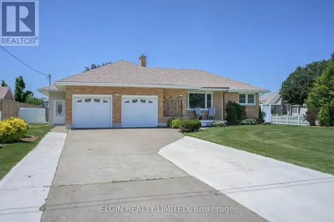 2 Lyndale Avenue Central Elgin ON N5R 1C4