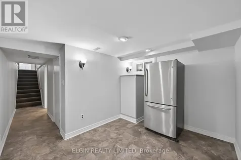 2 Lyndale Avenue Central Elgin ON N5R 1C4